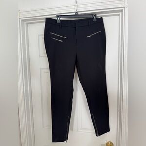 Gap Woman Black Pants with Silver Zipper Accents